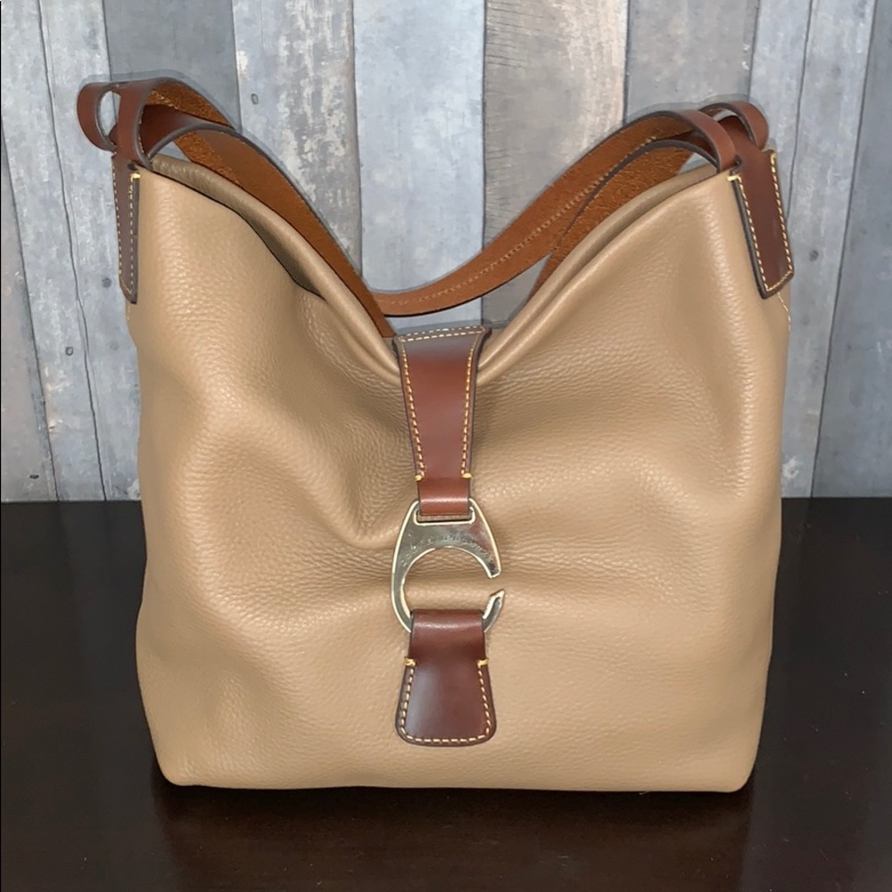 Dooney & Bourke Purse